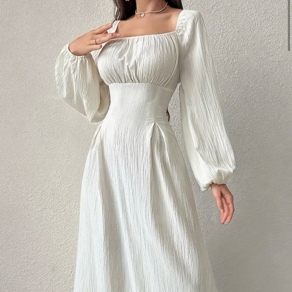 White lace up dress